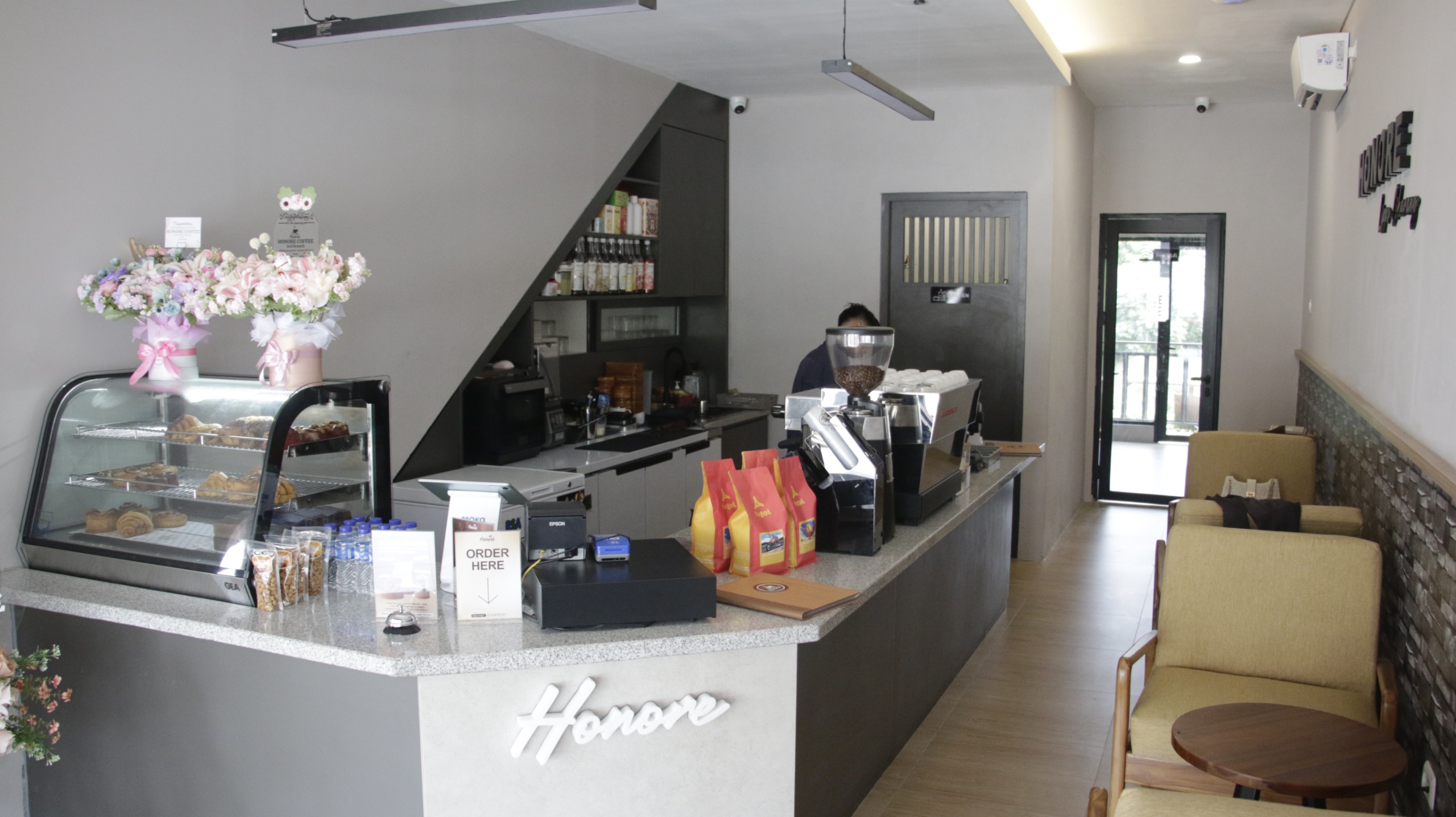 Honore Coffee Lippo Cikarang